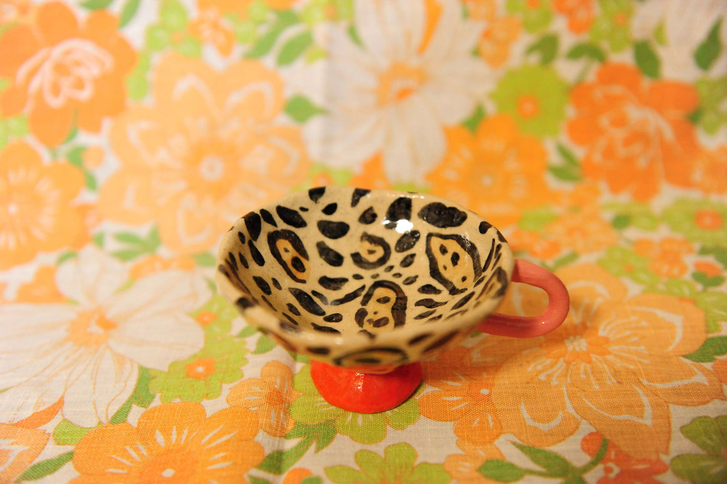 Orange &amp; pink leopard mug