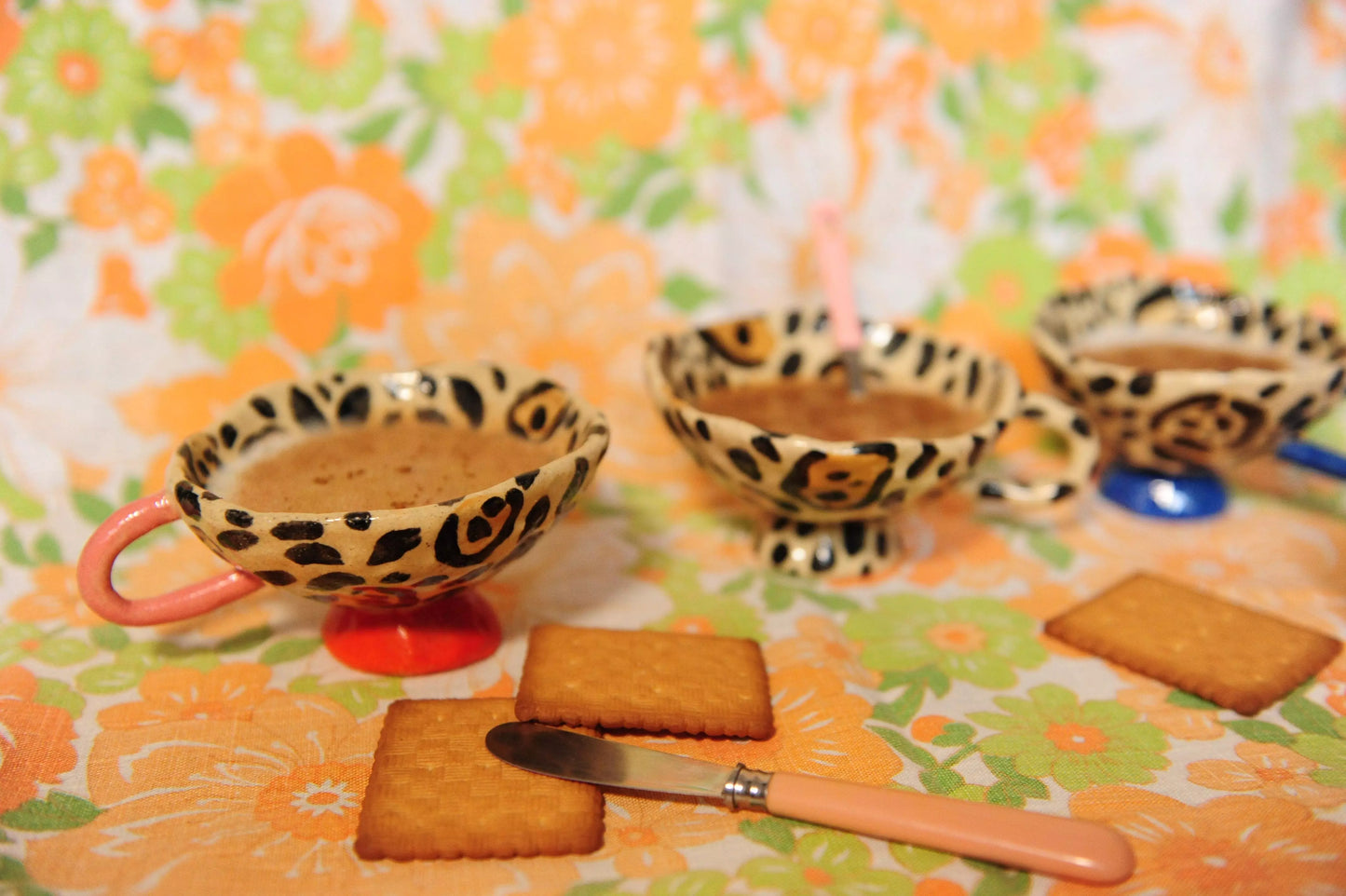 Orange &amp; pink leopard mug